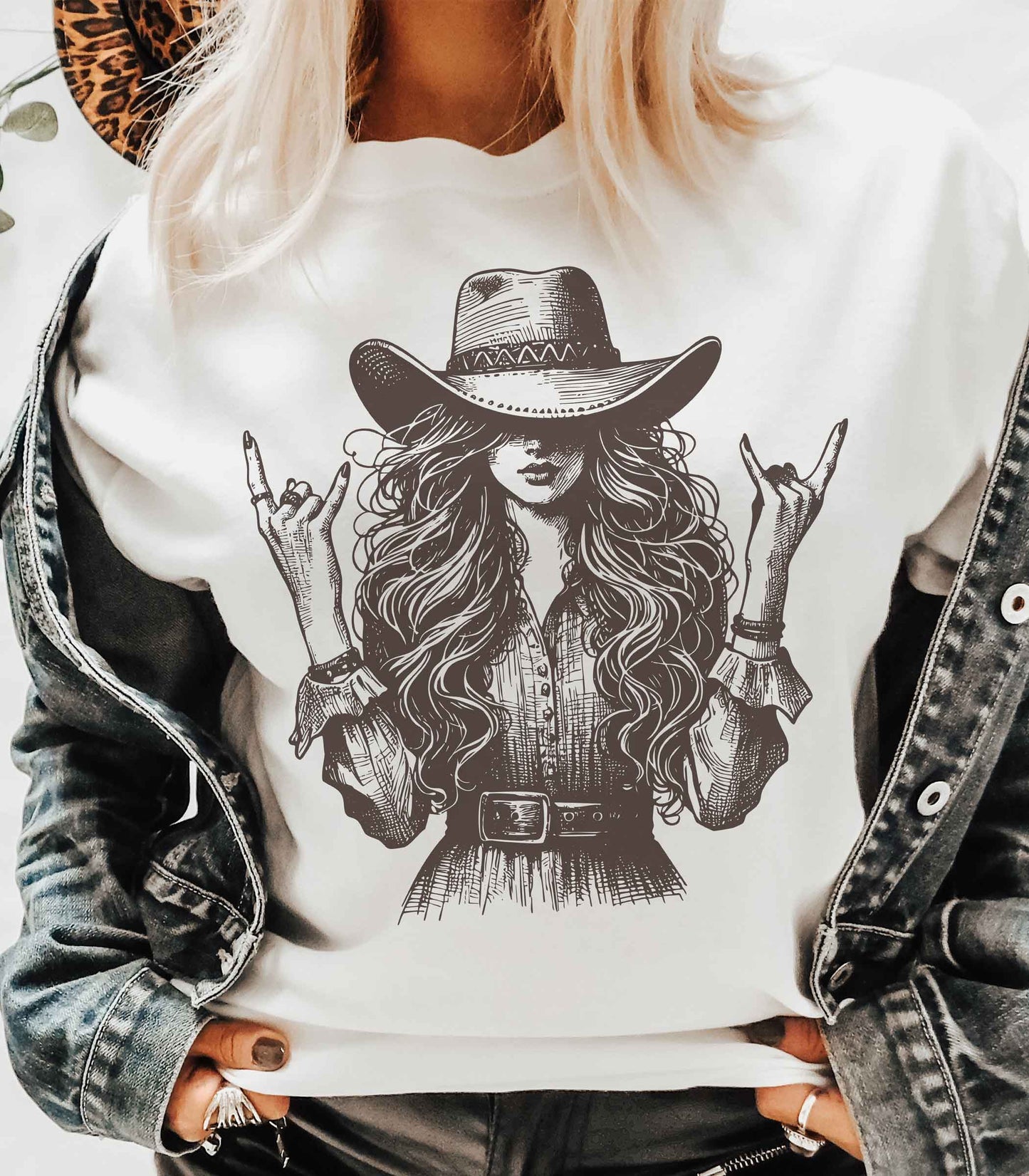 Cowgirl Rocker T-shirt with Rhinestones