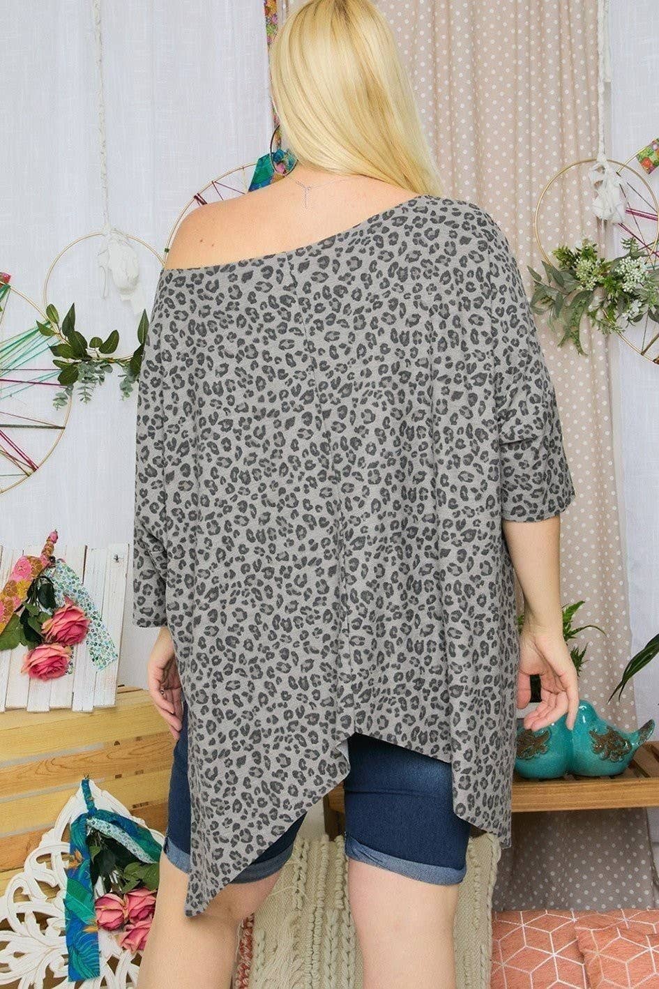 Plus Size Leopard Flare Tunic Top