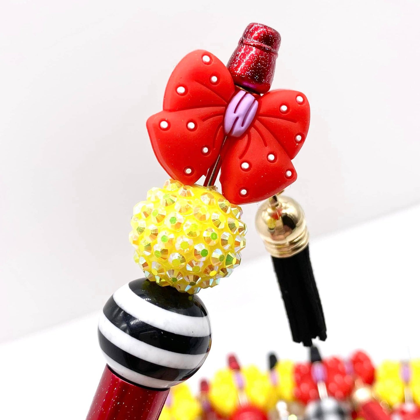 BOW-dacious Beaded Pens