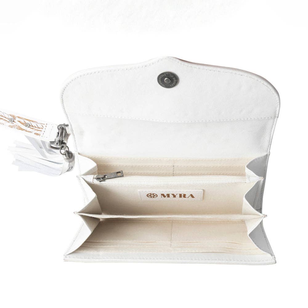 Sparkling Desert Moon Luxe Wallet In Chocolate White