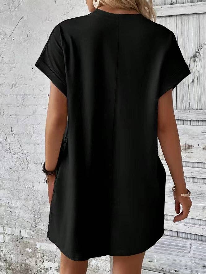 Relaxed Fit Short Sleeve Pocket Dress